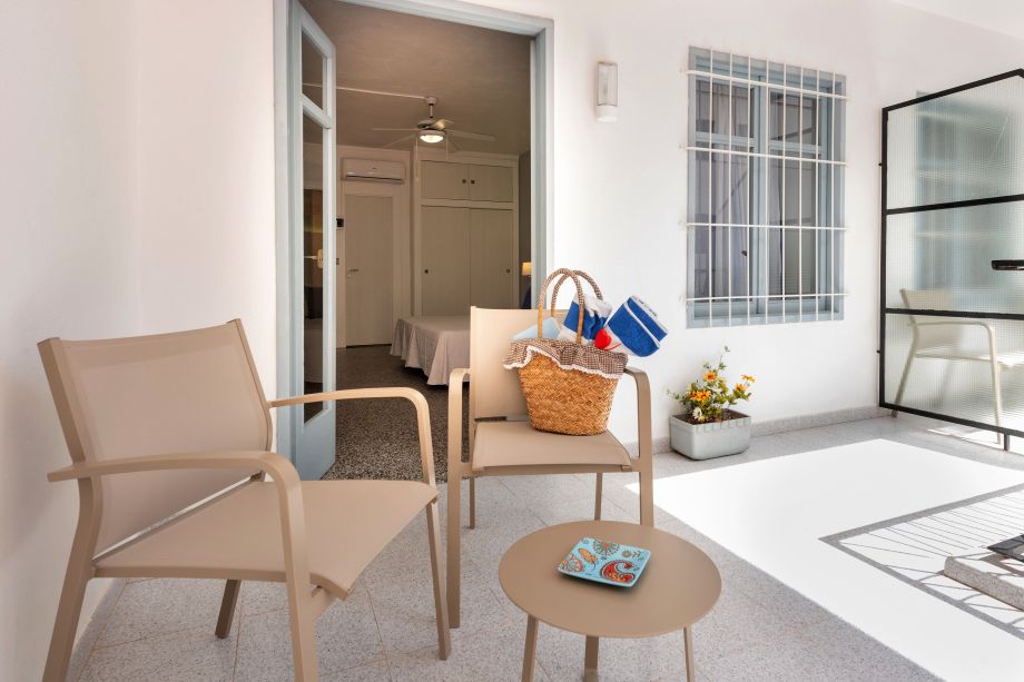 Terraza privada en habitación doble de Hostal Pitiusa Ibiza